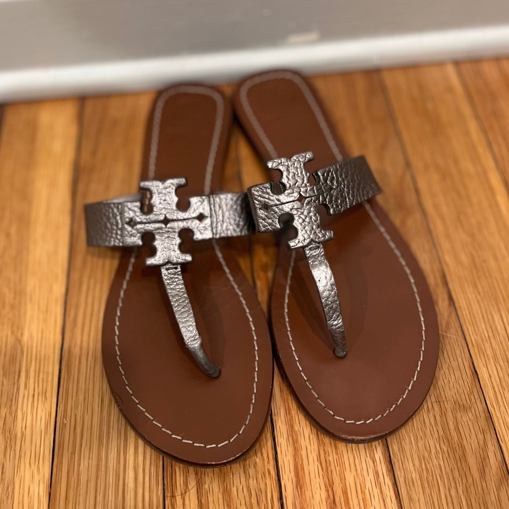 Tory Burch Moore Leather Thong Sandals Size 8